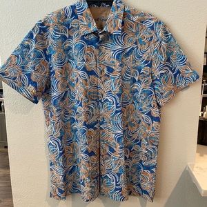 Robert Graham Mens Button Down Hawaiian shirt